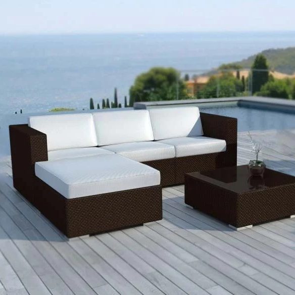 Stylish outdoor seating and dining sets, perfect for gardens and patios – discover our premium outdoor furniture range.